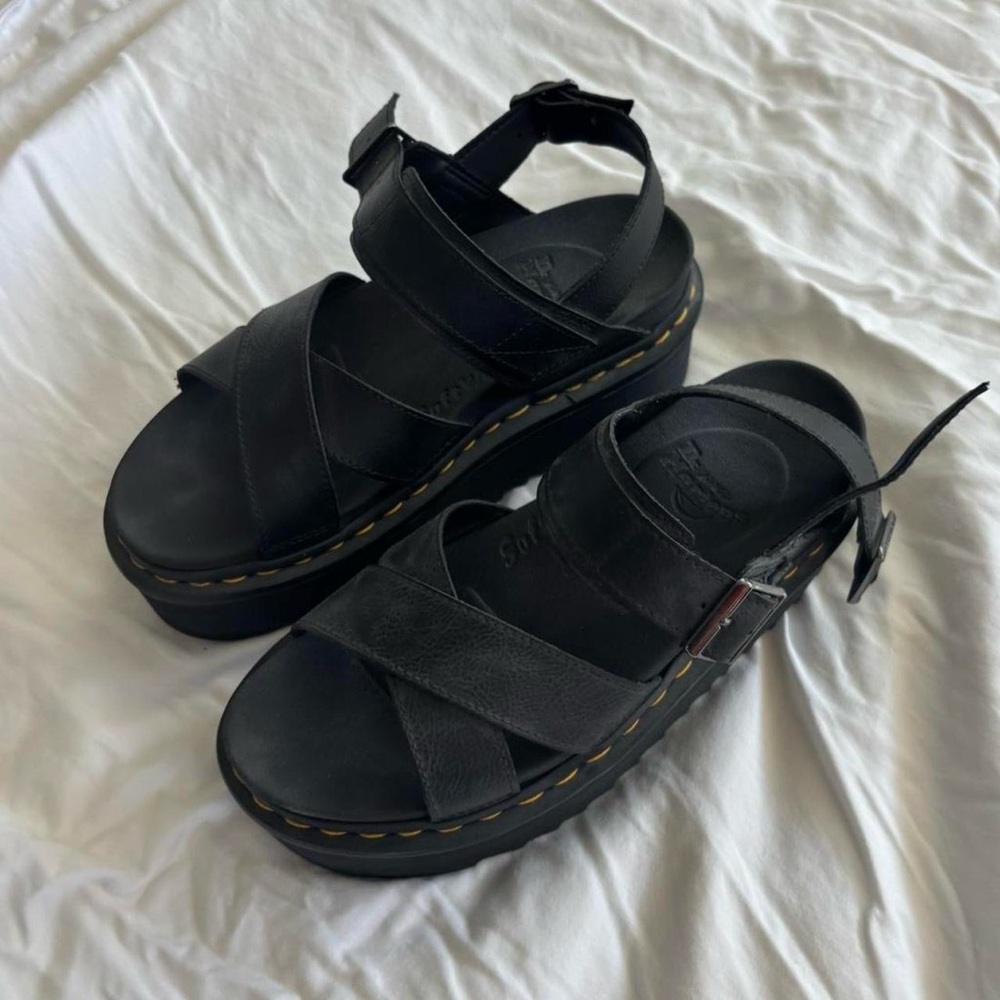SOLD🥰Dr. Martens Black Sandals